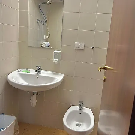 Отель Foresteria La Rubbianetta Druento